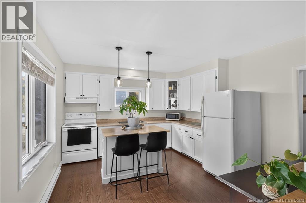 194 Renfrew Street - 4