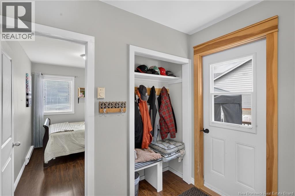 194 Renfrew Street - 9