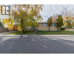 2504 7 Avenue N - photo 2