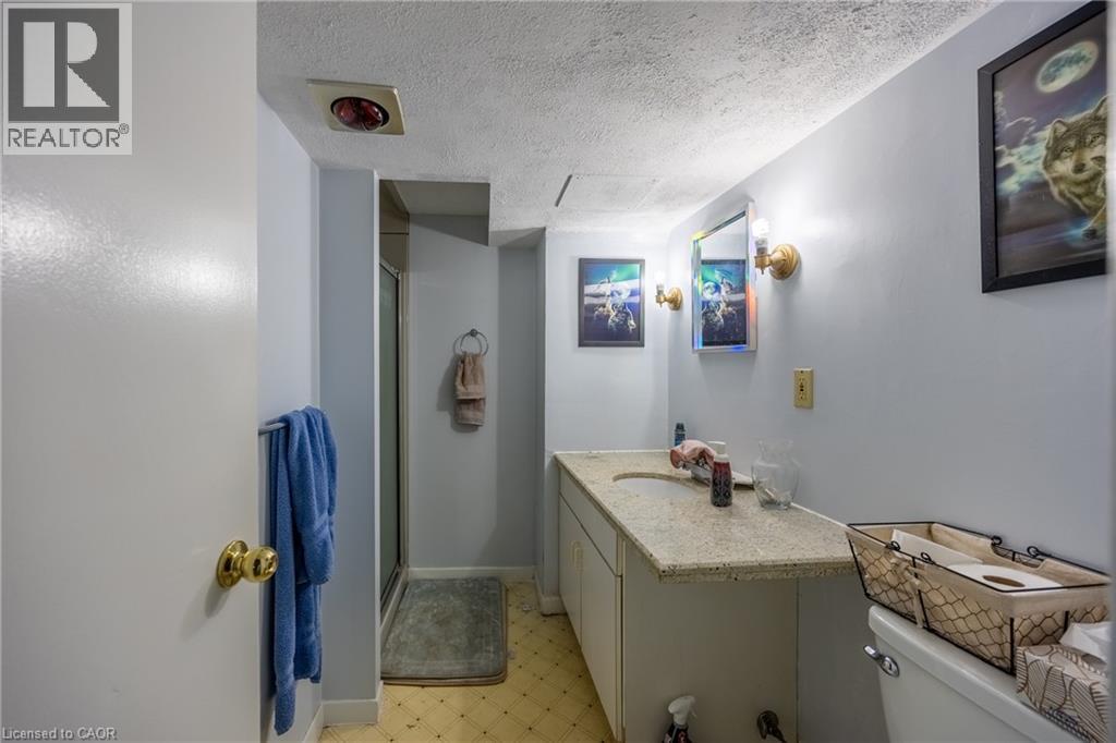 739 James Street — photo 19