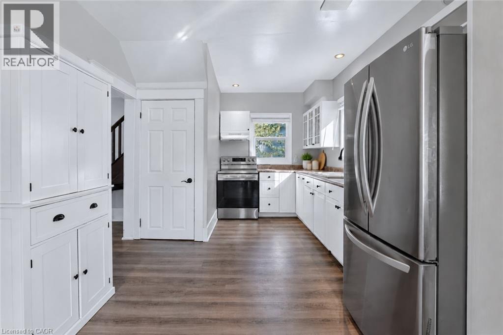 4648 Stanley Avenue — photo 7