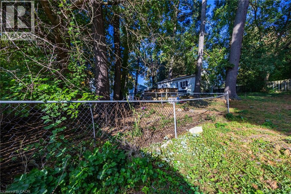 739 James Street — photo 24