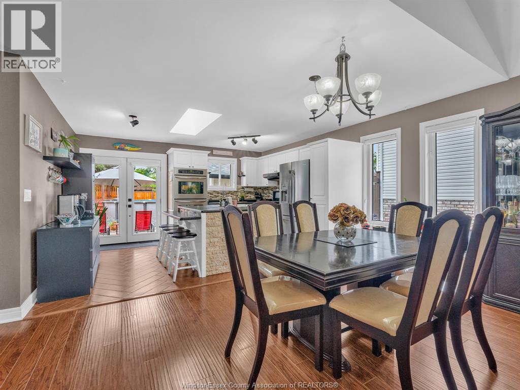 2575 WILDBERRY - 13