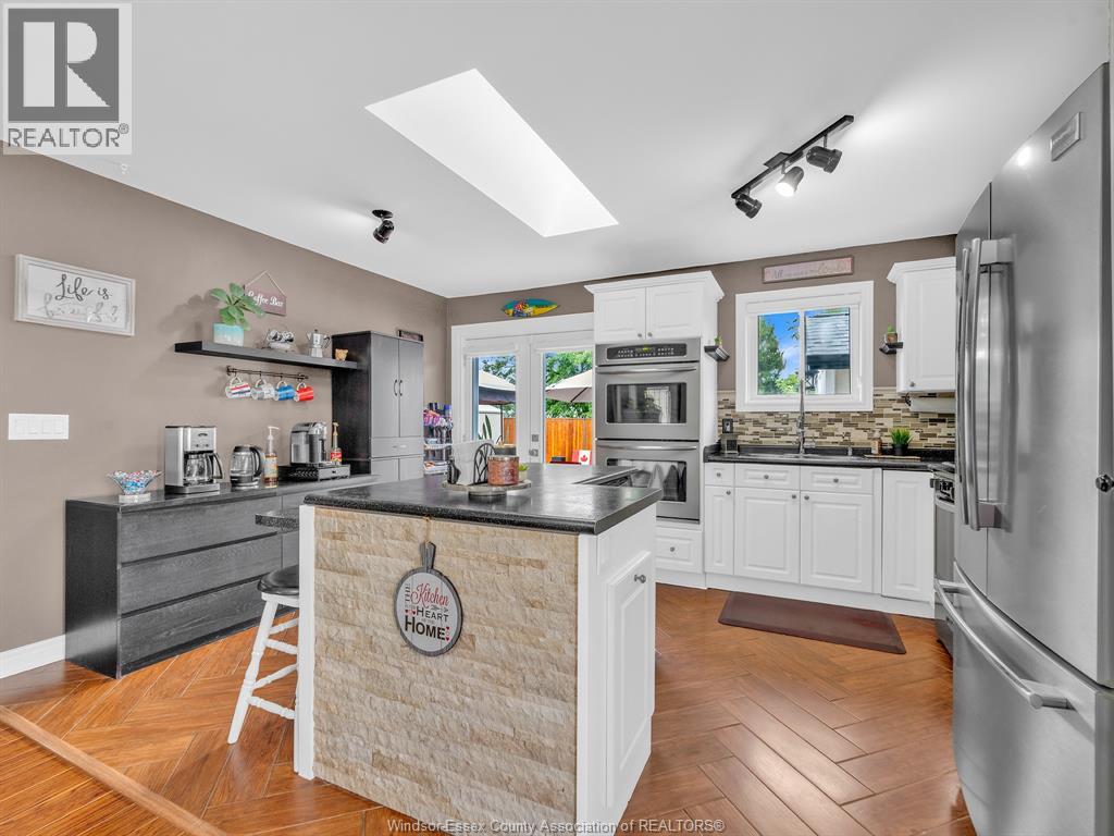 2575 WILDBERRY - 15