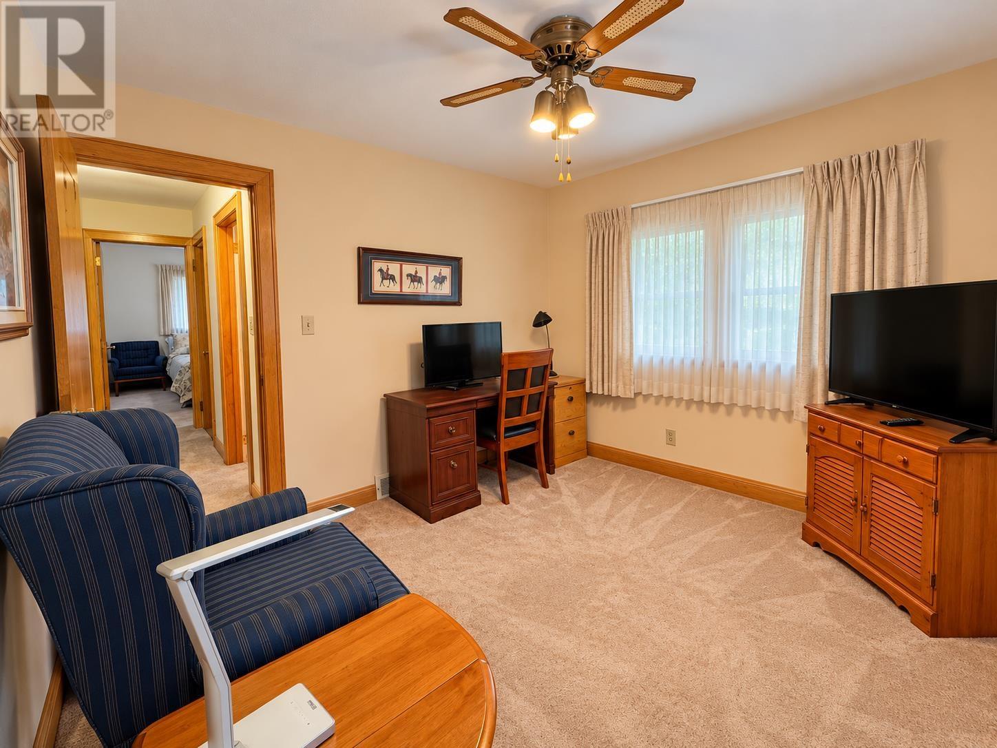 367 Northern Ave. E. - 20