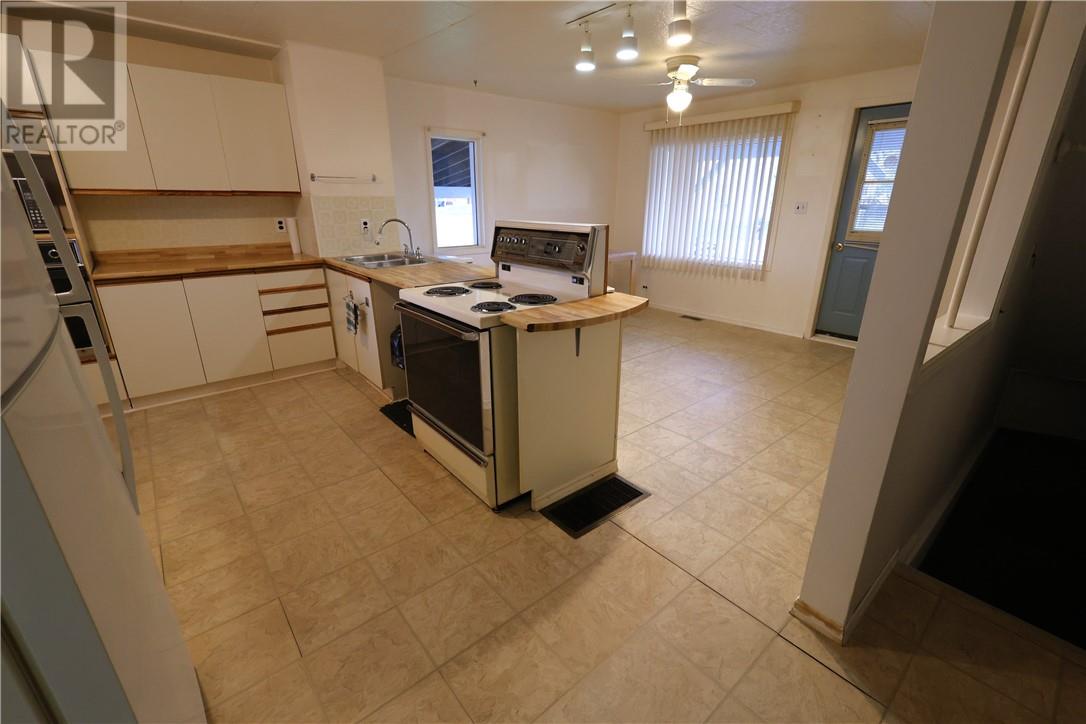 42 Rutland Avenue - 30
