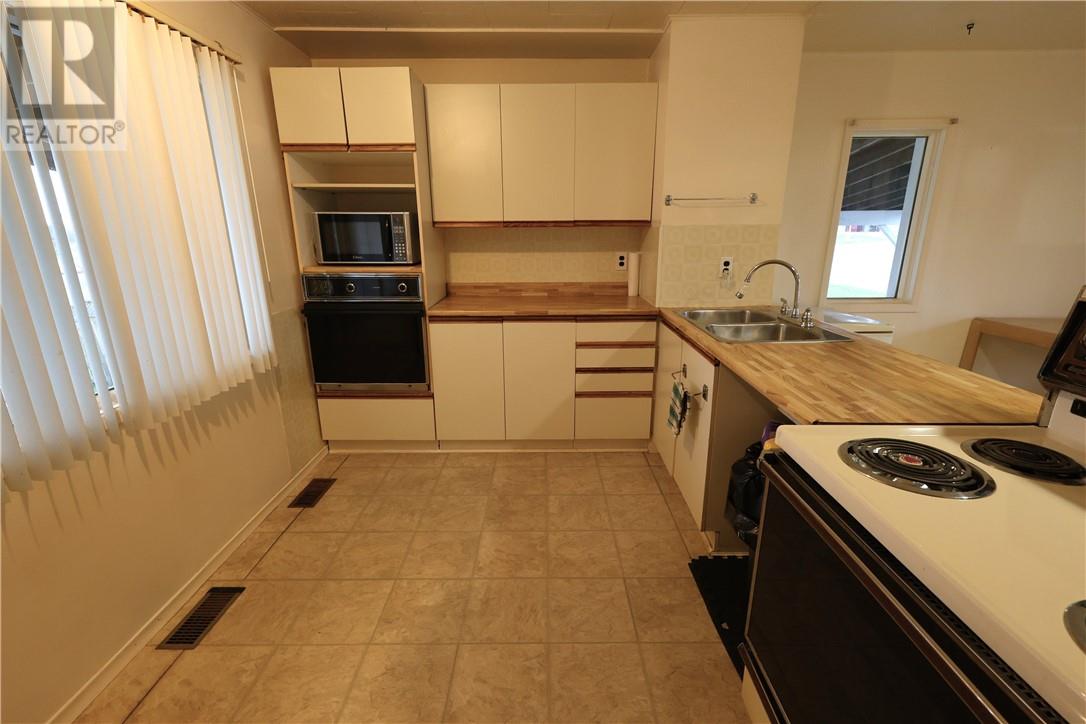 42 Rutland Avenue — photo 33