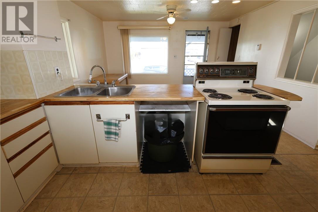 42 Rutland Avenue — photo 35