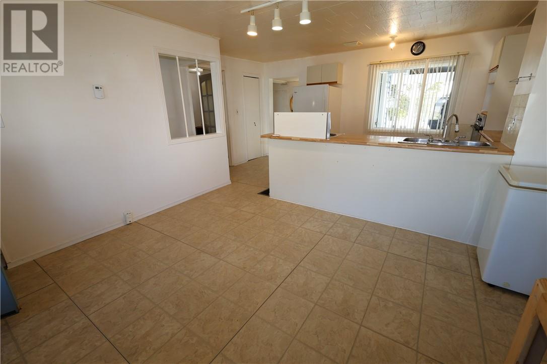 42 Rutland Avenue - 37
