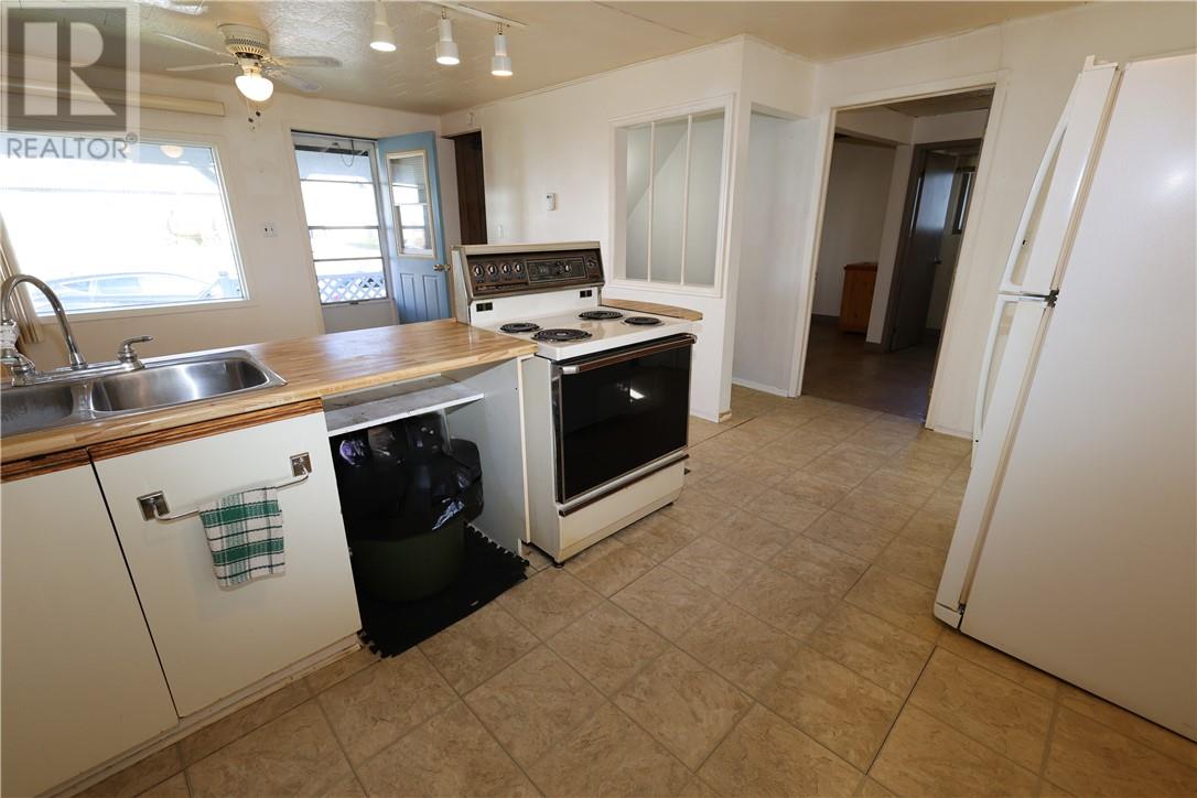 42 Rutland Avenue — photo 40
