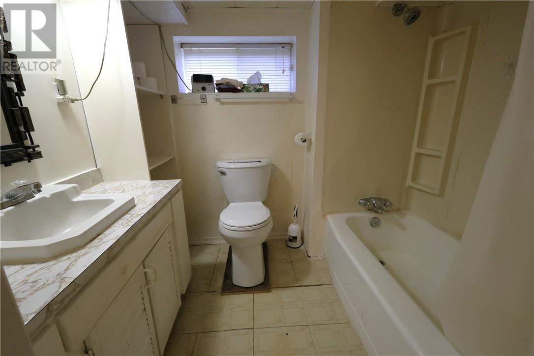 42 Rutland Avenue - 69