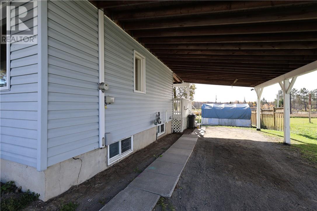 42 Rutland Avenue — photo 8