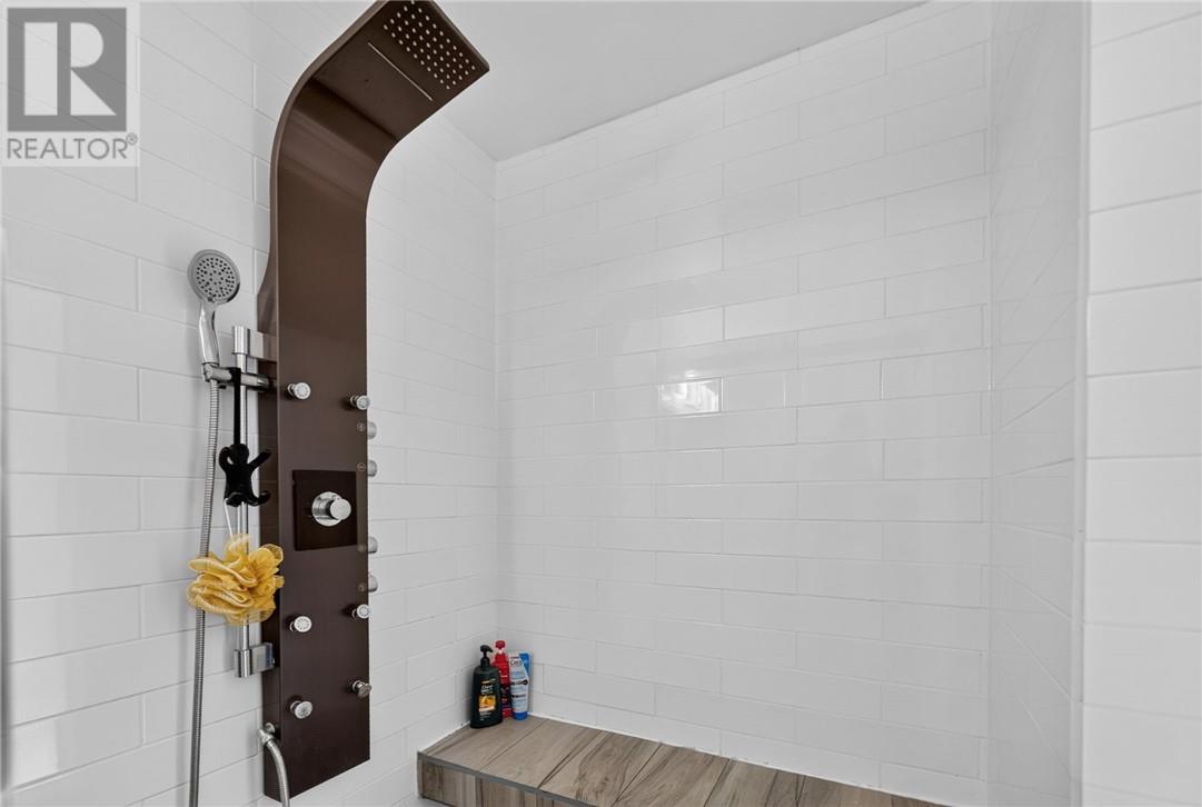 37 Thorncliffe Court — photo 52