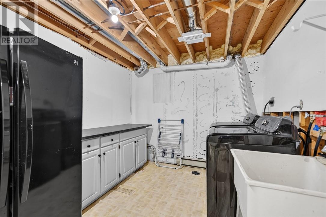 37 Thorncliffe Court — photo 82