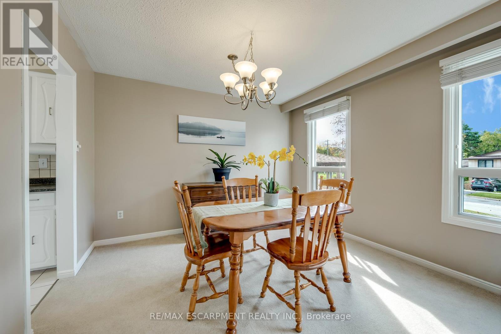 625 Belvenia Road, Burlington, ON photo 17
