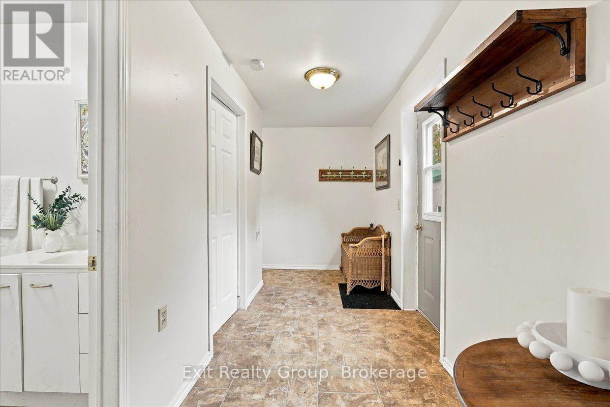 341 Downs Road — photo 23