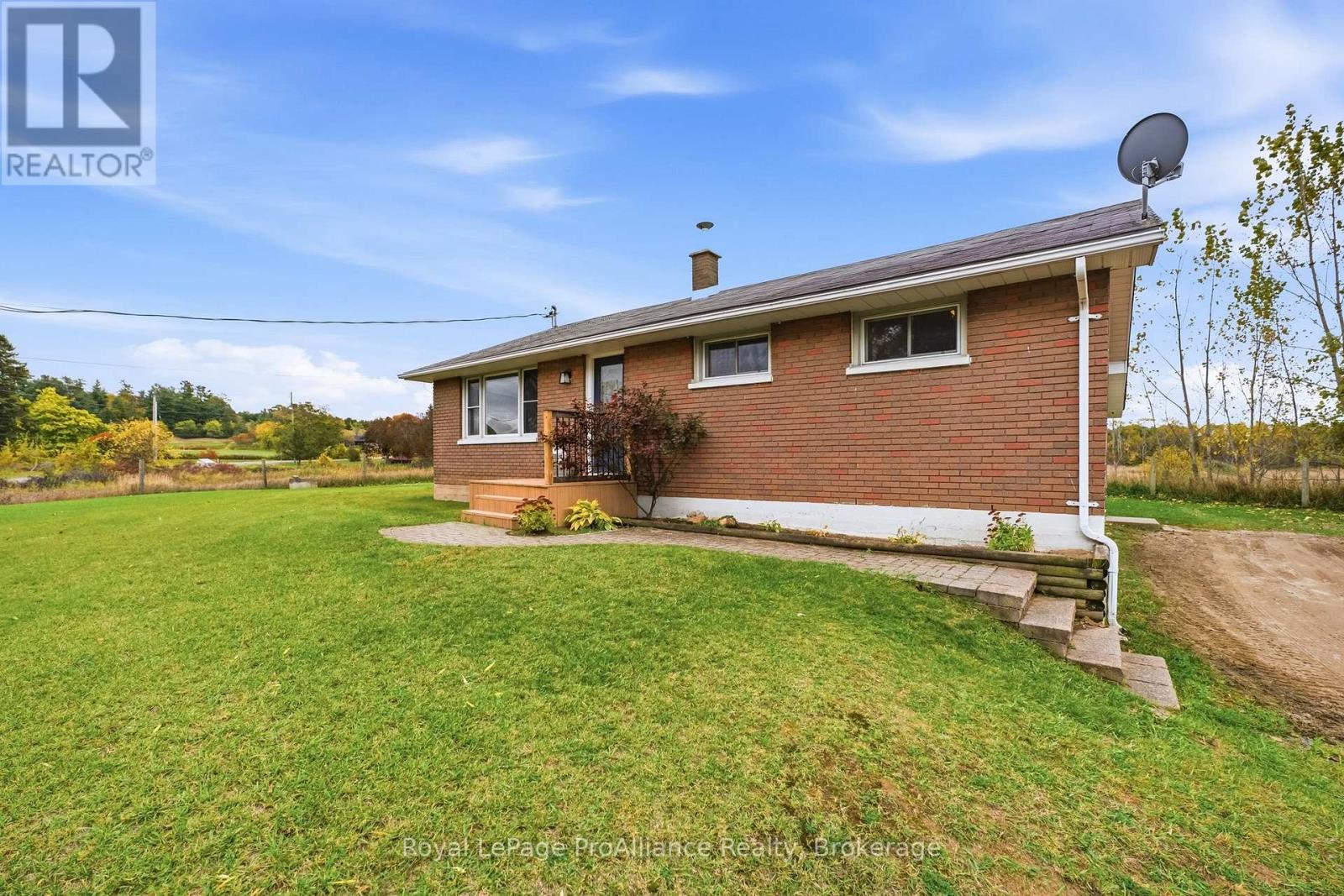 685 Will Johnson Road, Quinte West, ON photo 5