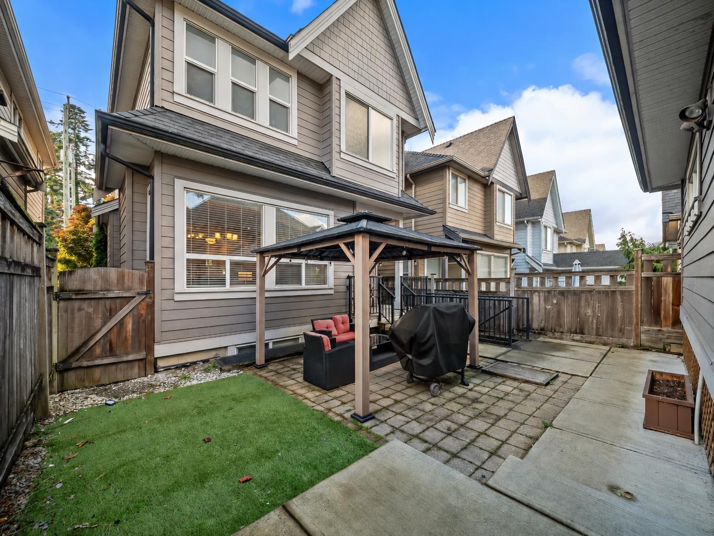 Photo of 2830 160 STREET 31
