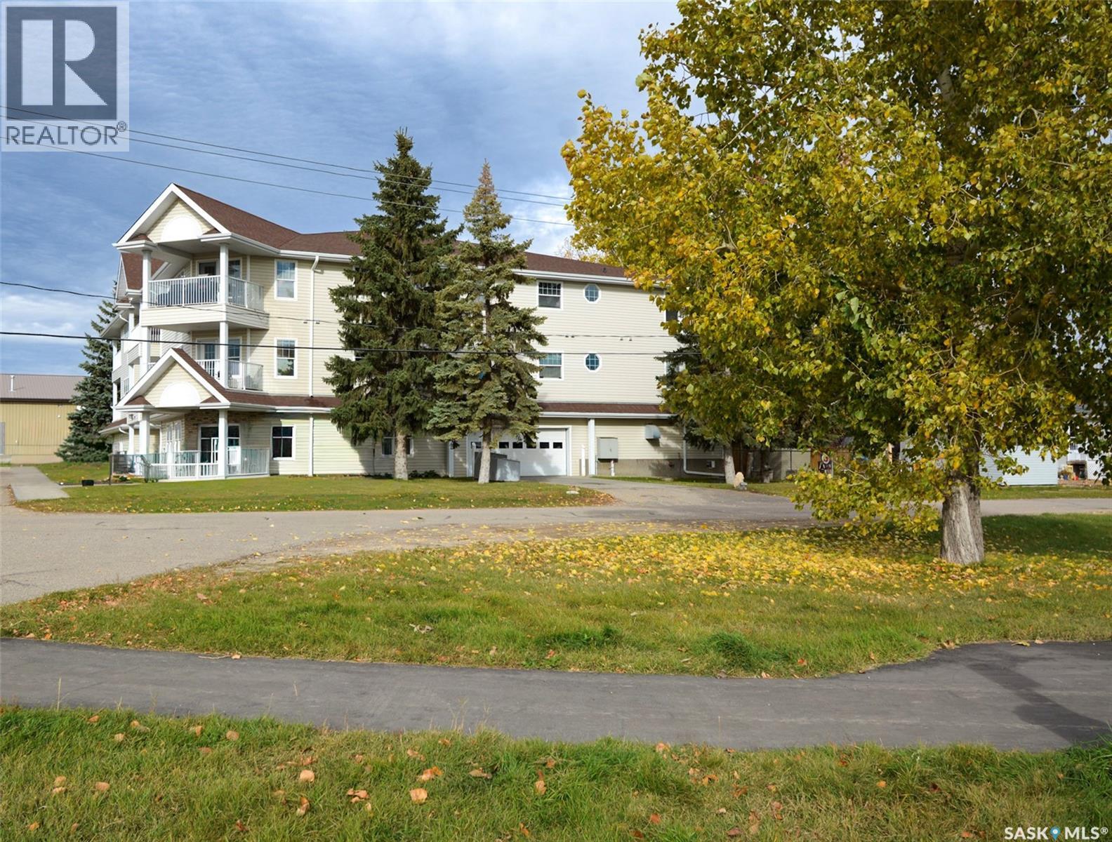 206 100 5th AVENUE, Regina Beach — photo 2