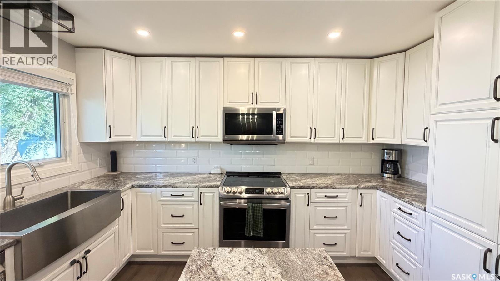 735 Jasper STREET - 16