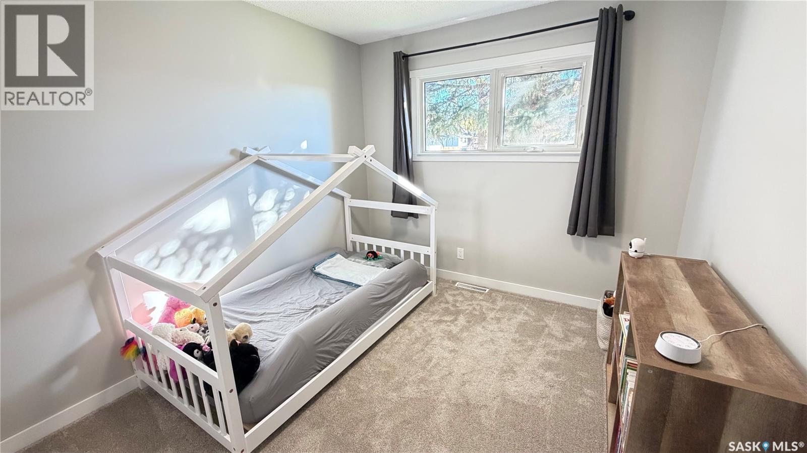 735 Jasper STREET - 22