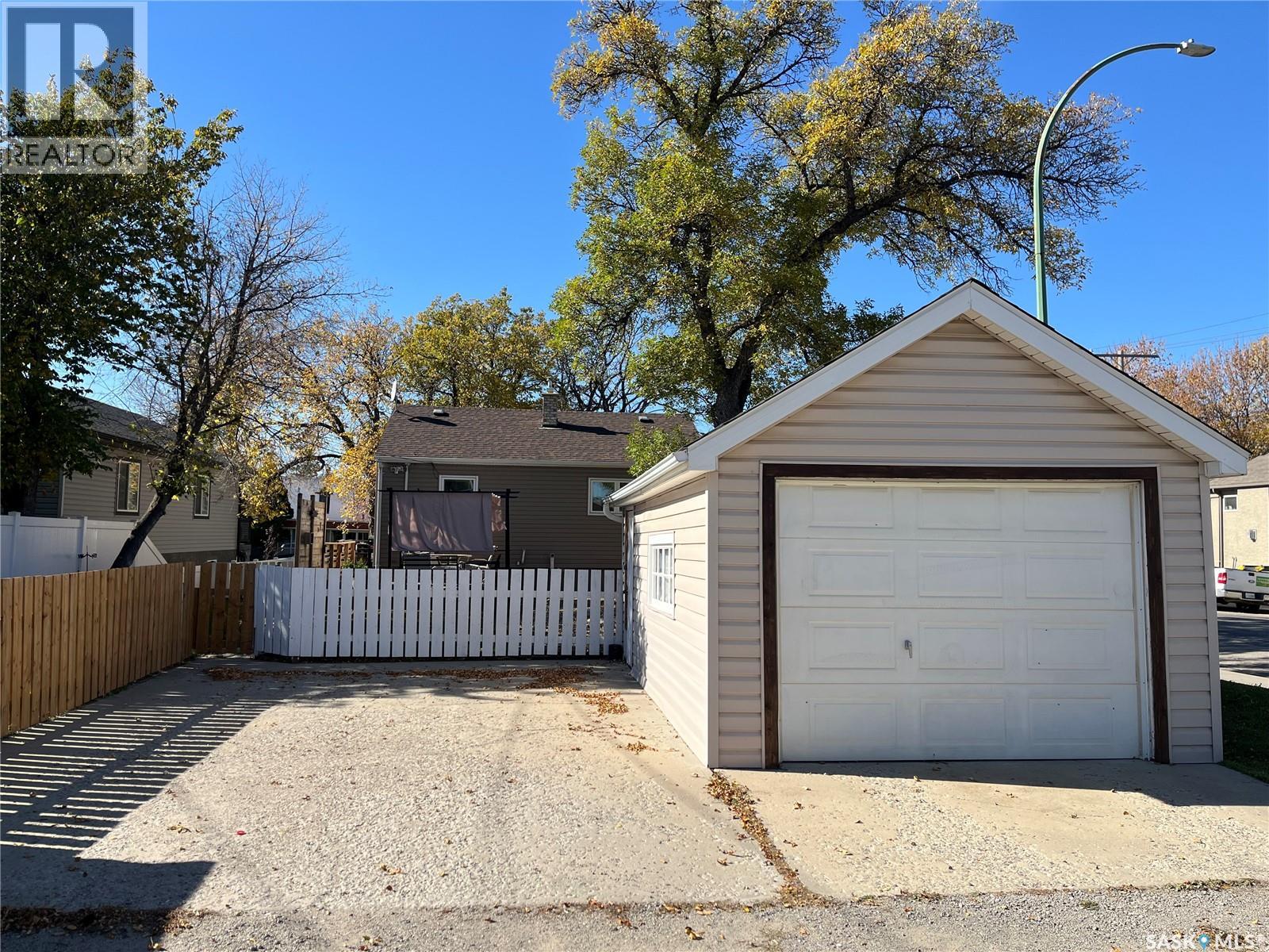 2101 KING STREET - 5