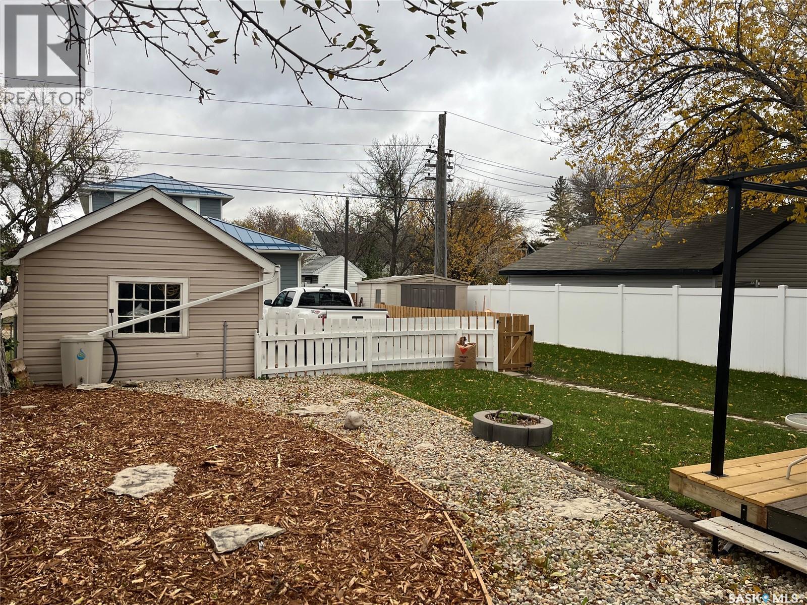 2101 KING STREET - 6