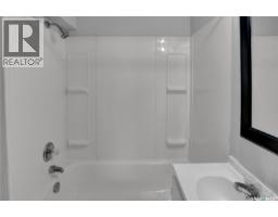 Storage - 406 Main Street S, Moose Jaw, SK S6H5S9 Photo 17