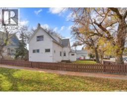 406 Main Street S, Moose Jaw, SK S6H5S9 Photo 42