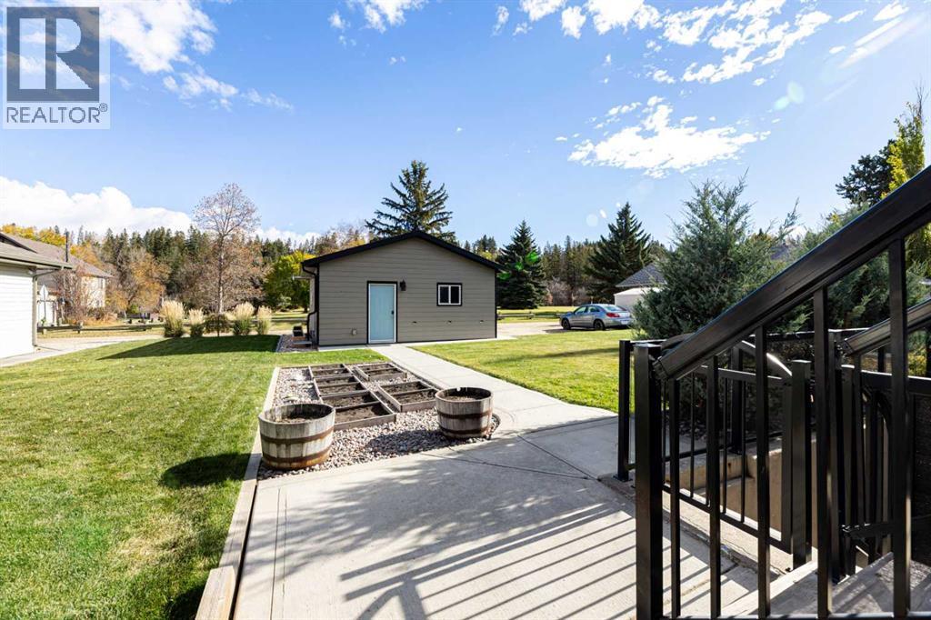 Listing photo – 4219 46 Avenue, Red Deer