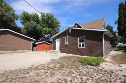 122 1st Street Se, Carman, MB R0G0J0 Photo 31