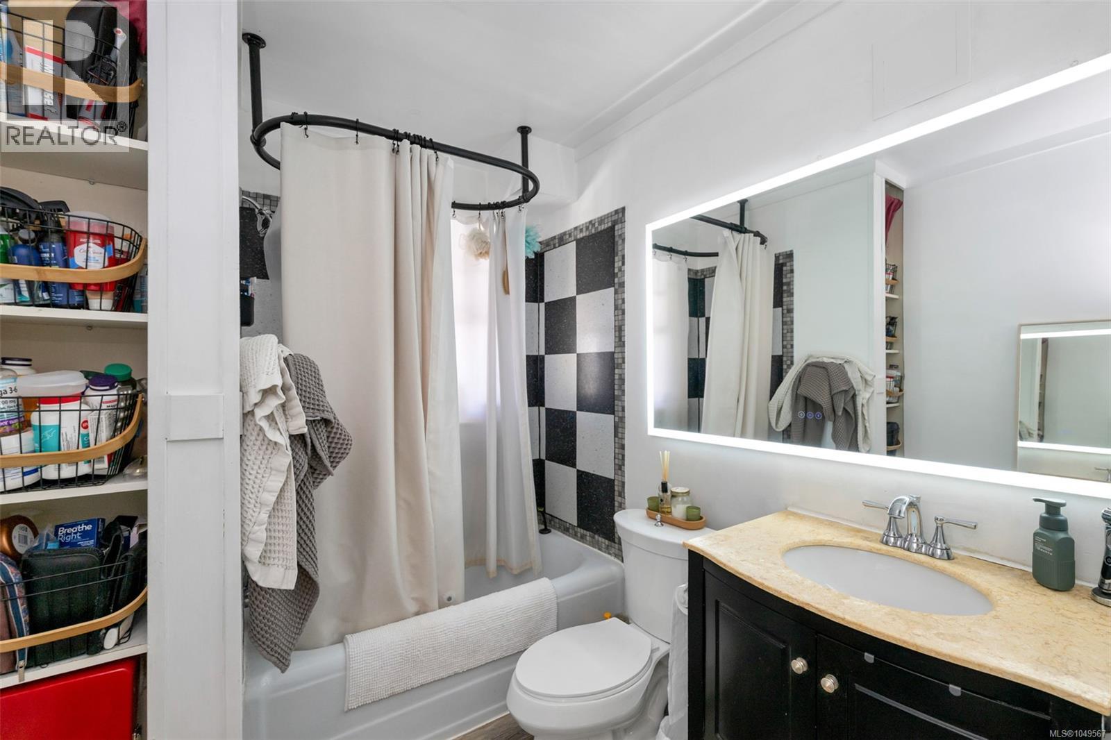 476 Ypres St - 23
