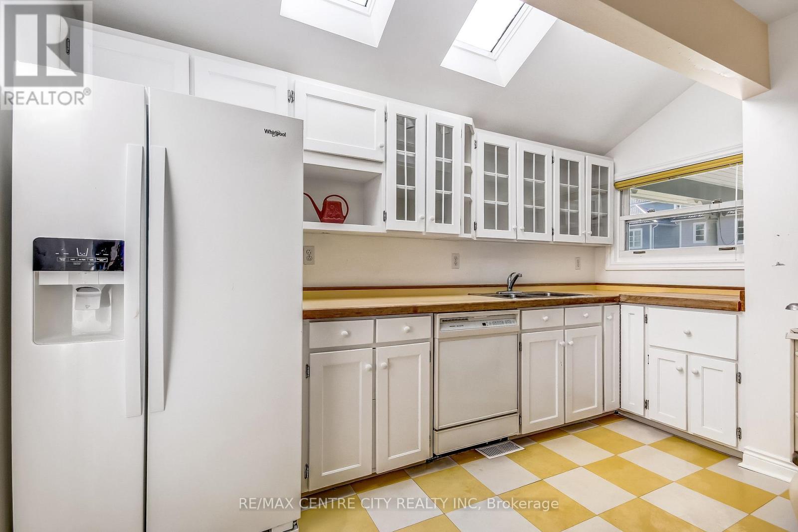 347 FOURTH STREET - 11