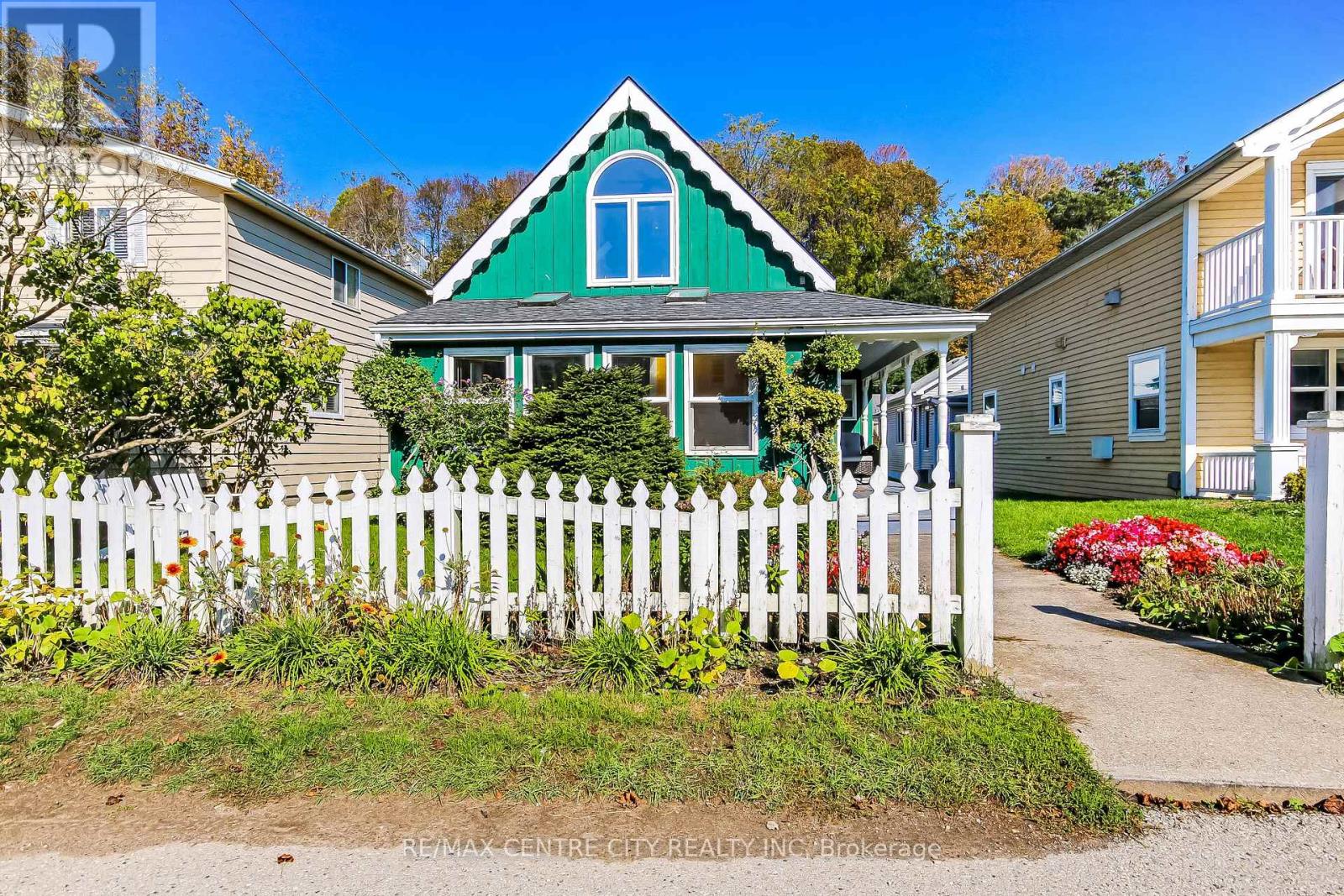 347 FOURTH STREET - 23