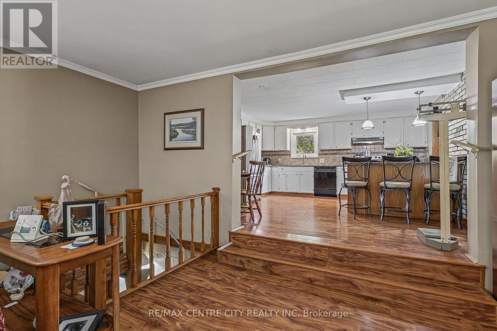 9200 Springwater Road — photo 14