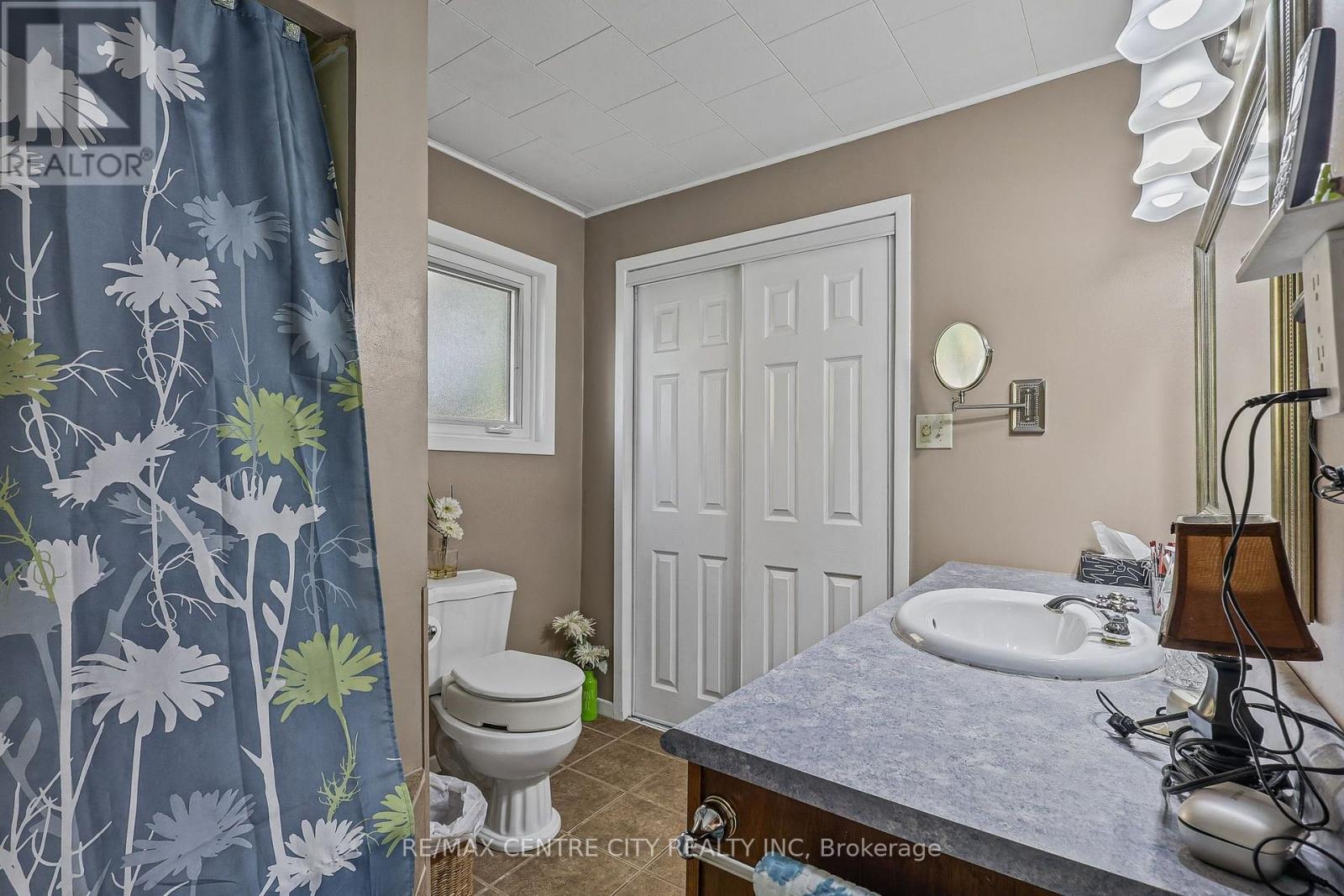9200 Springwater Road — photo 21