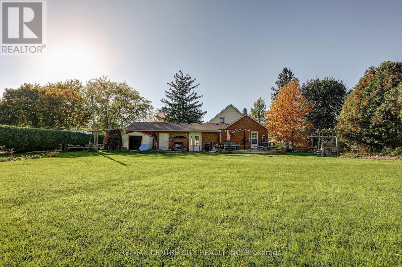9200 Springwater Road — photo 40
