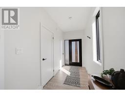 Bedroom 3 - 121 Addison Avenue, Lucan Biddulph, ON N0M2J0 Photo 6