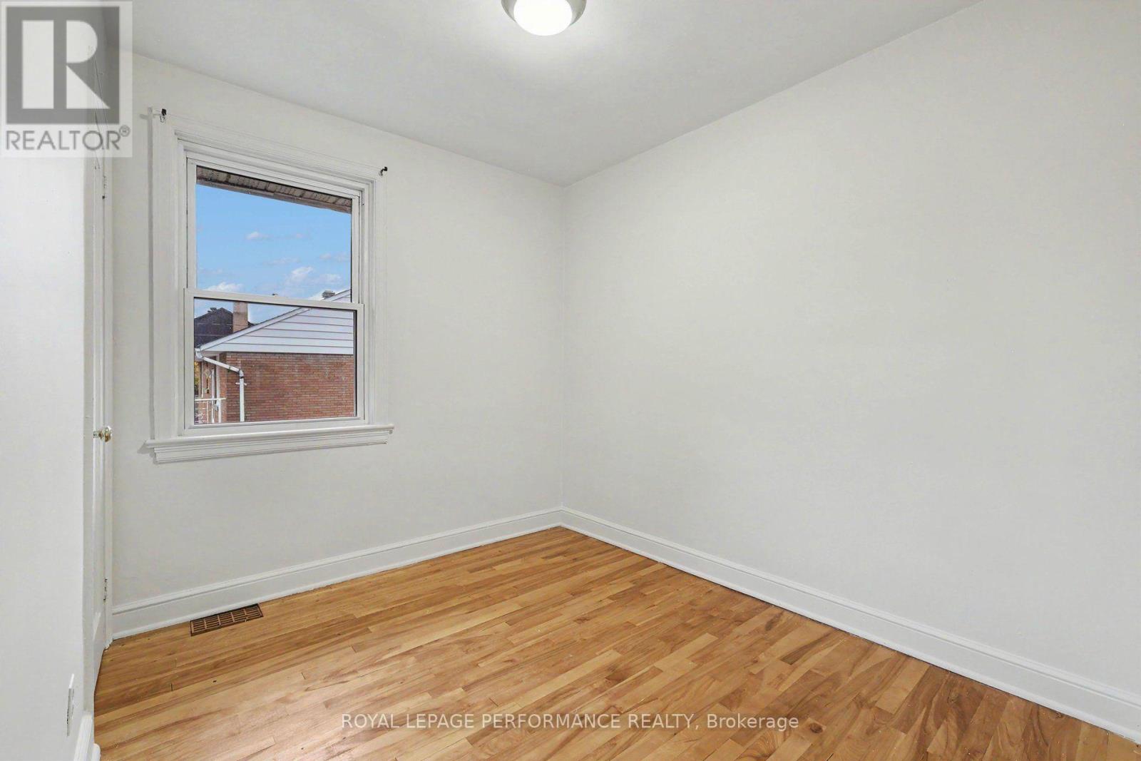 856 Iroquois Road