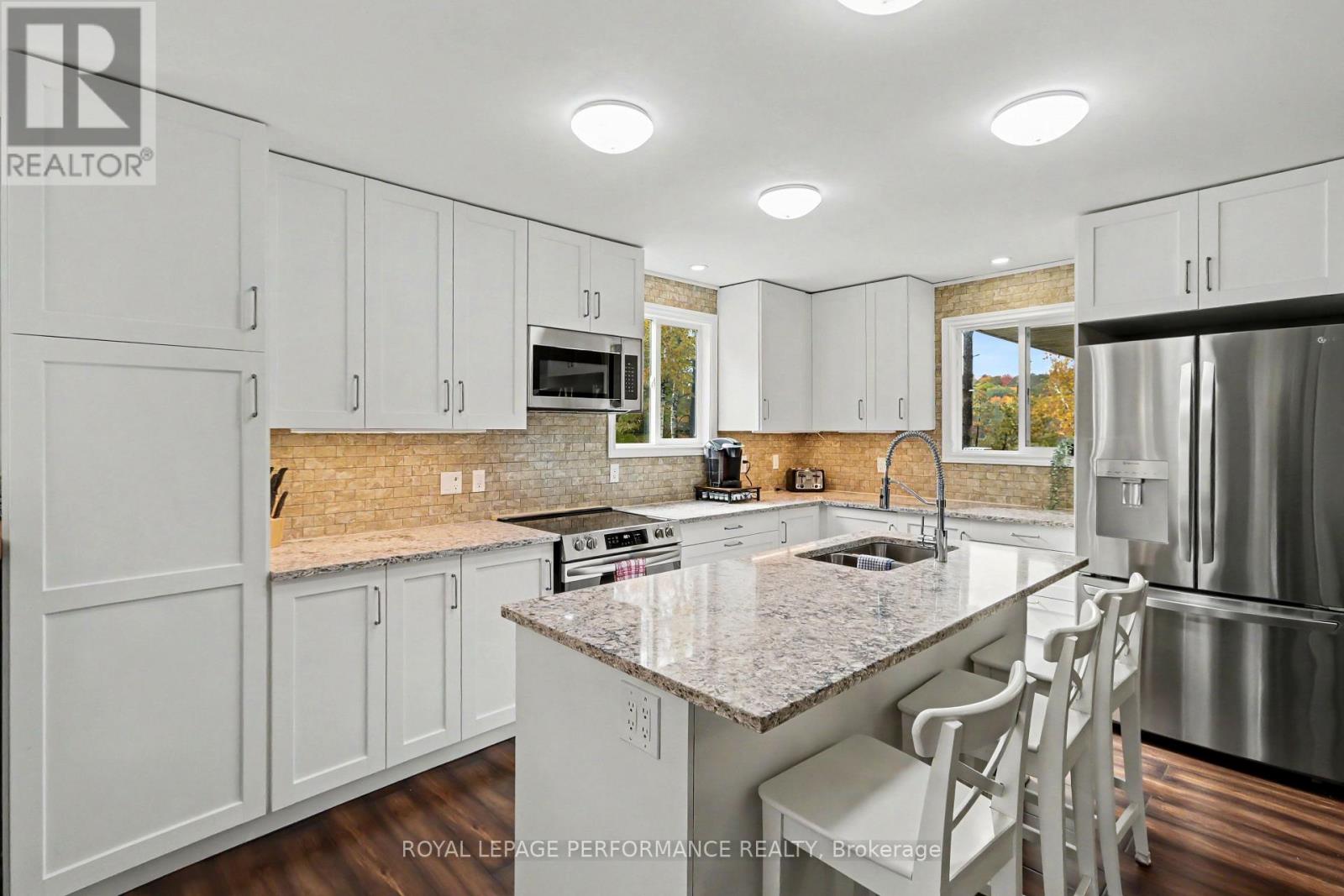 16 Kerry Forest Drive