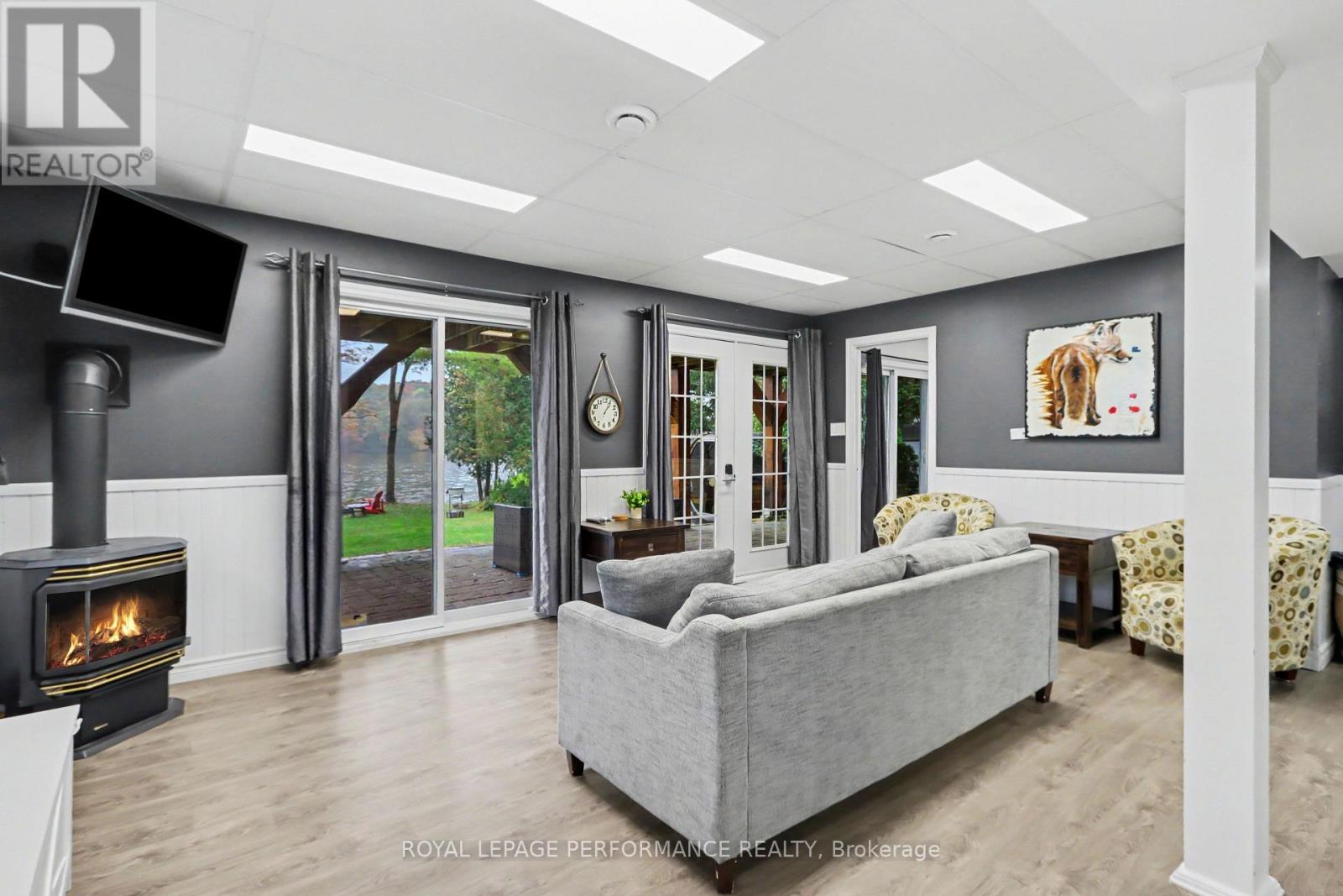 16 Kerry Forest Drive