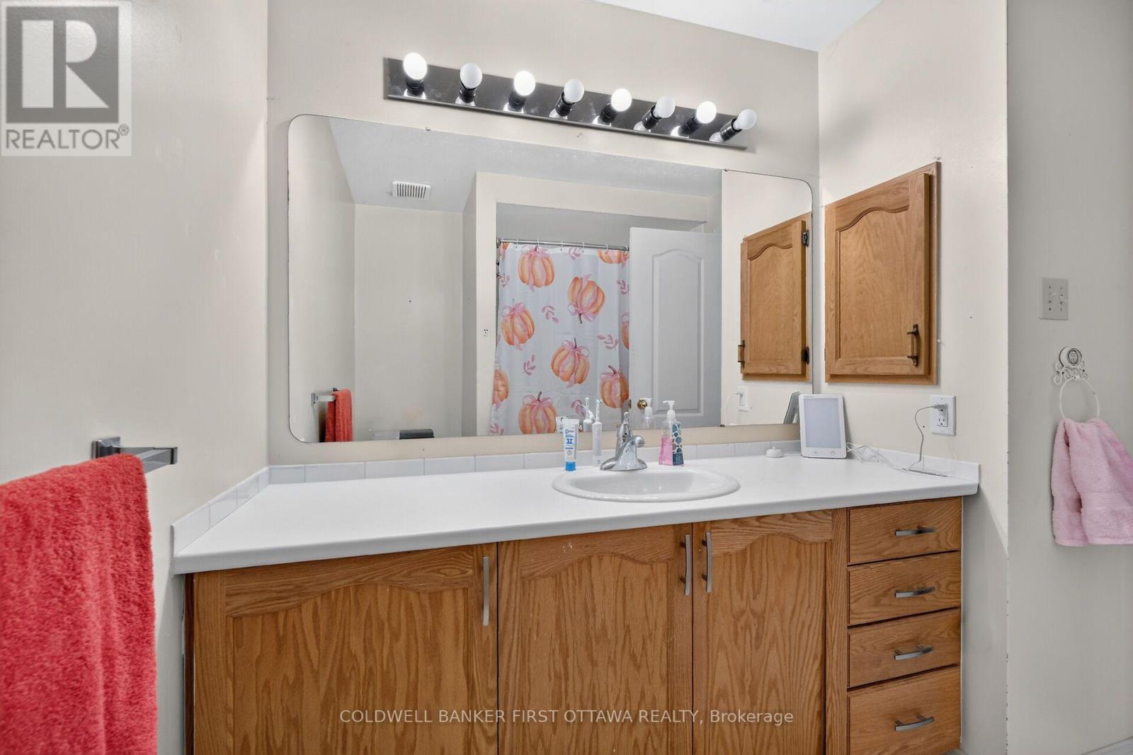 6154 Oak Meadows Drive — photo 33