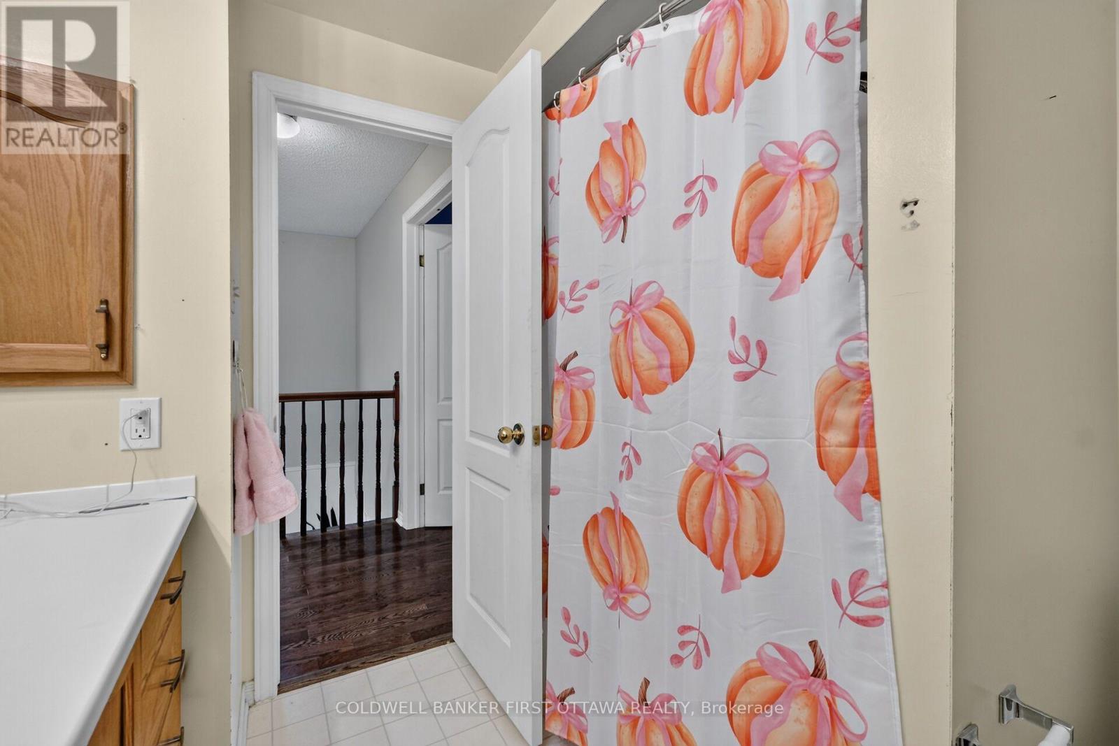 6154 Oak Meadows Drive — photo 34