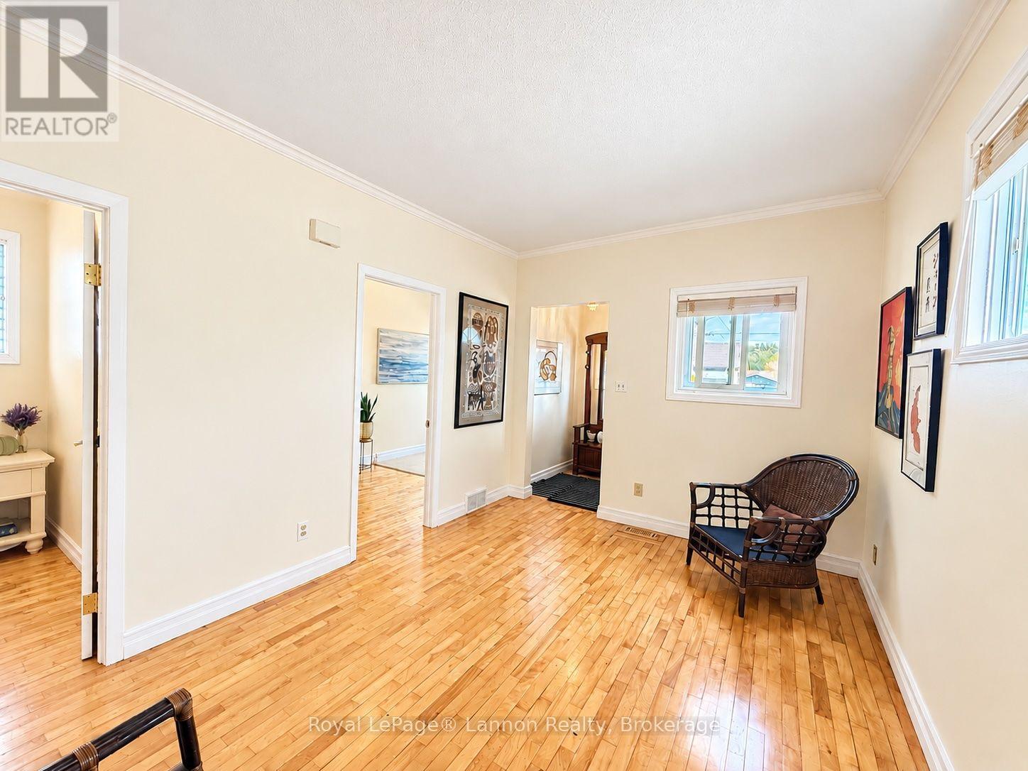 1707 Crawford Avenue — photo 10