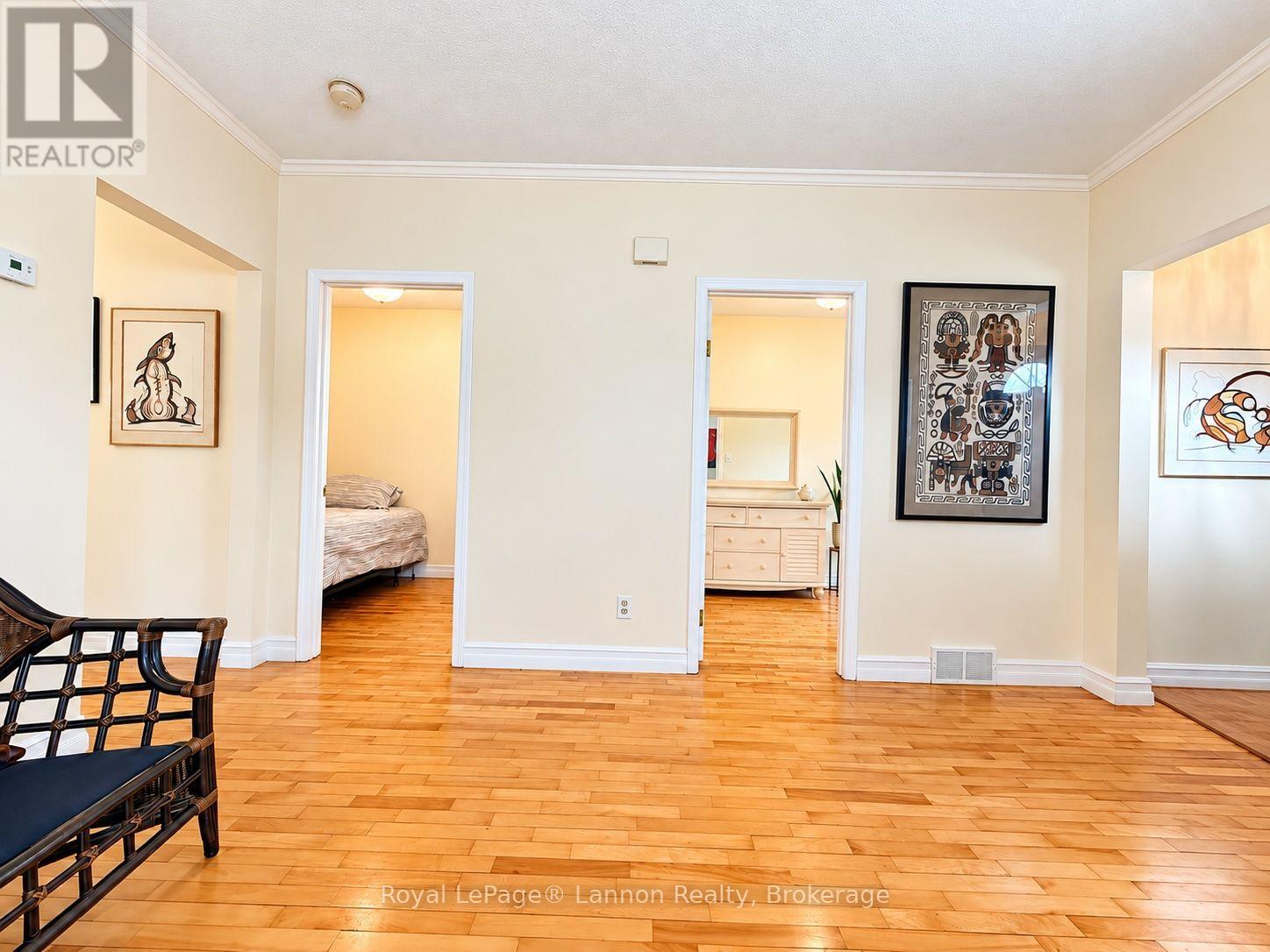 1707 Crawford Avenue — photo 11