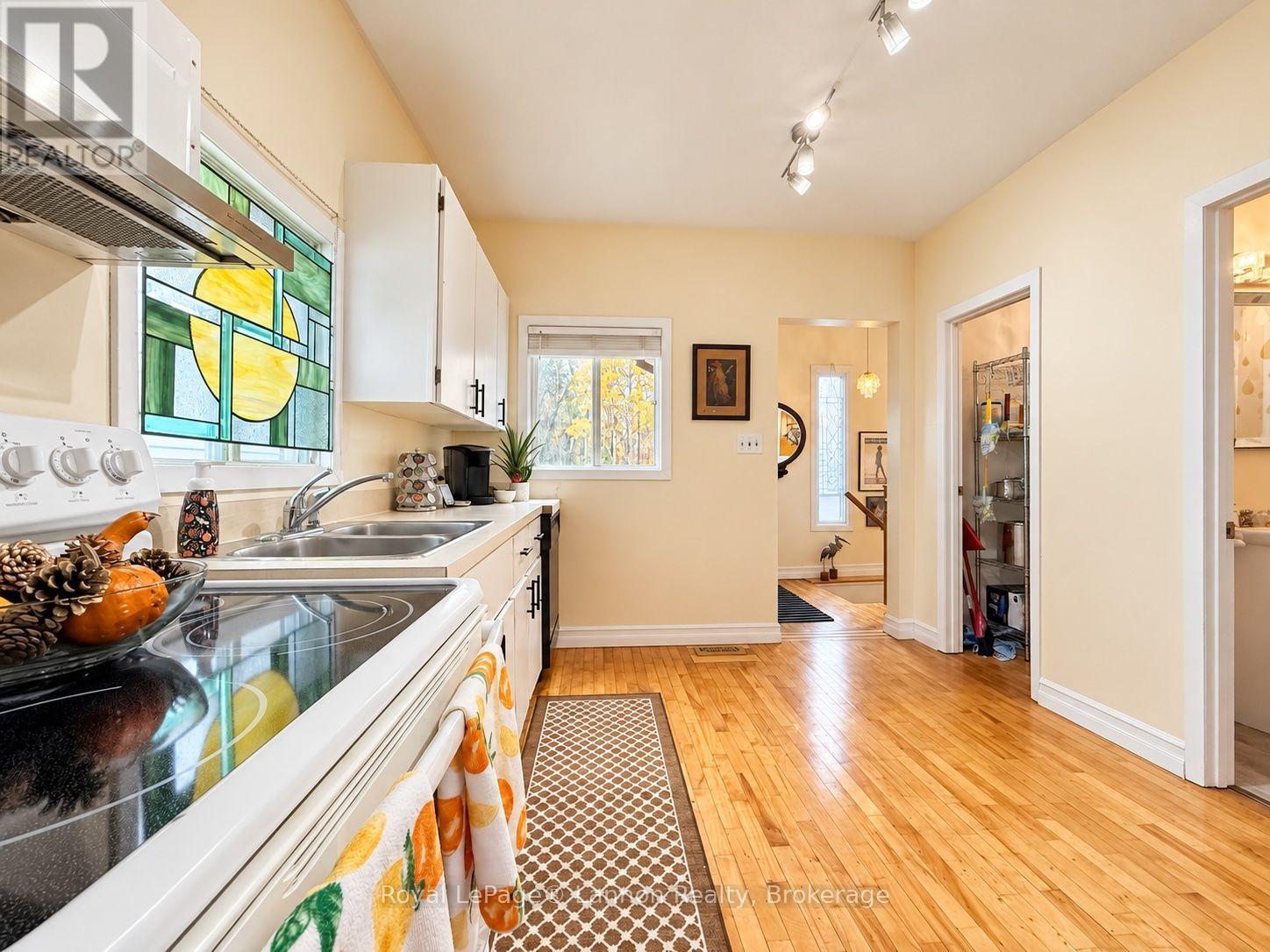 1707 Crawford Avenue — photo 21