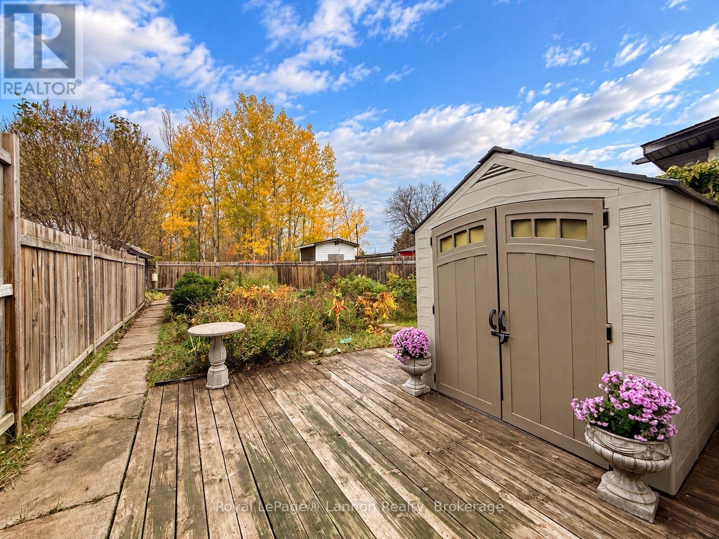 1707 Crawford Avenue — photo 42