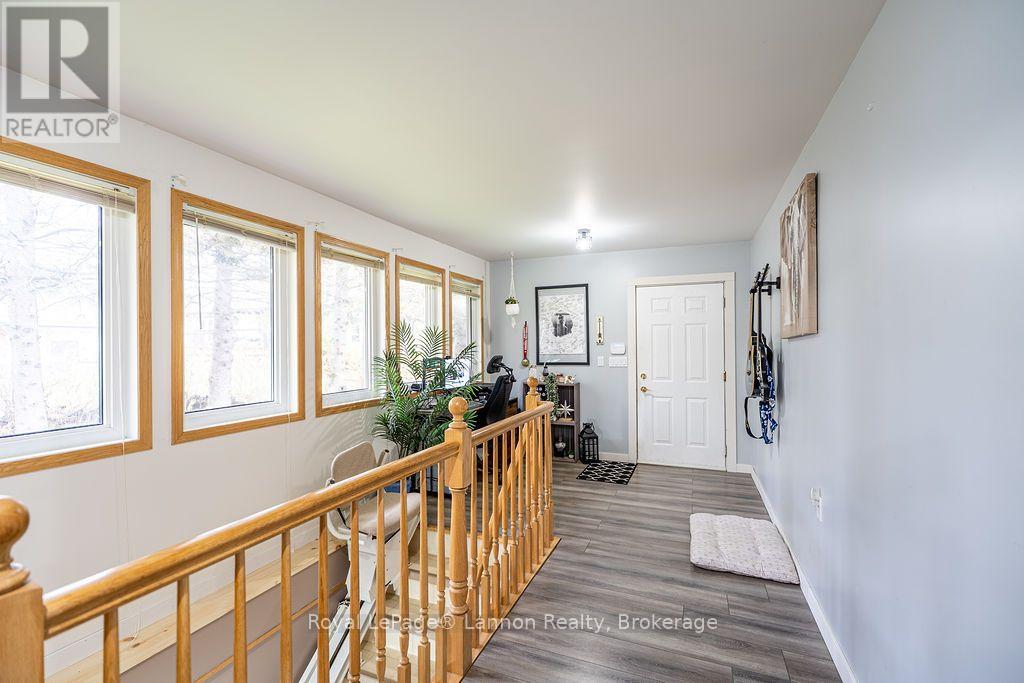 1565 MOUNTAIN ROAD - 21