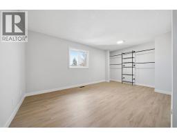 36 Taradale Close NE - photo 14