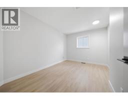 36 Taradale Close NE - photo 16